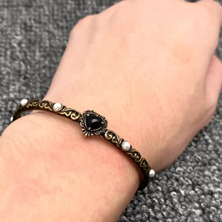Black Agate Heart Bracelet