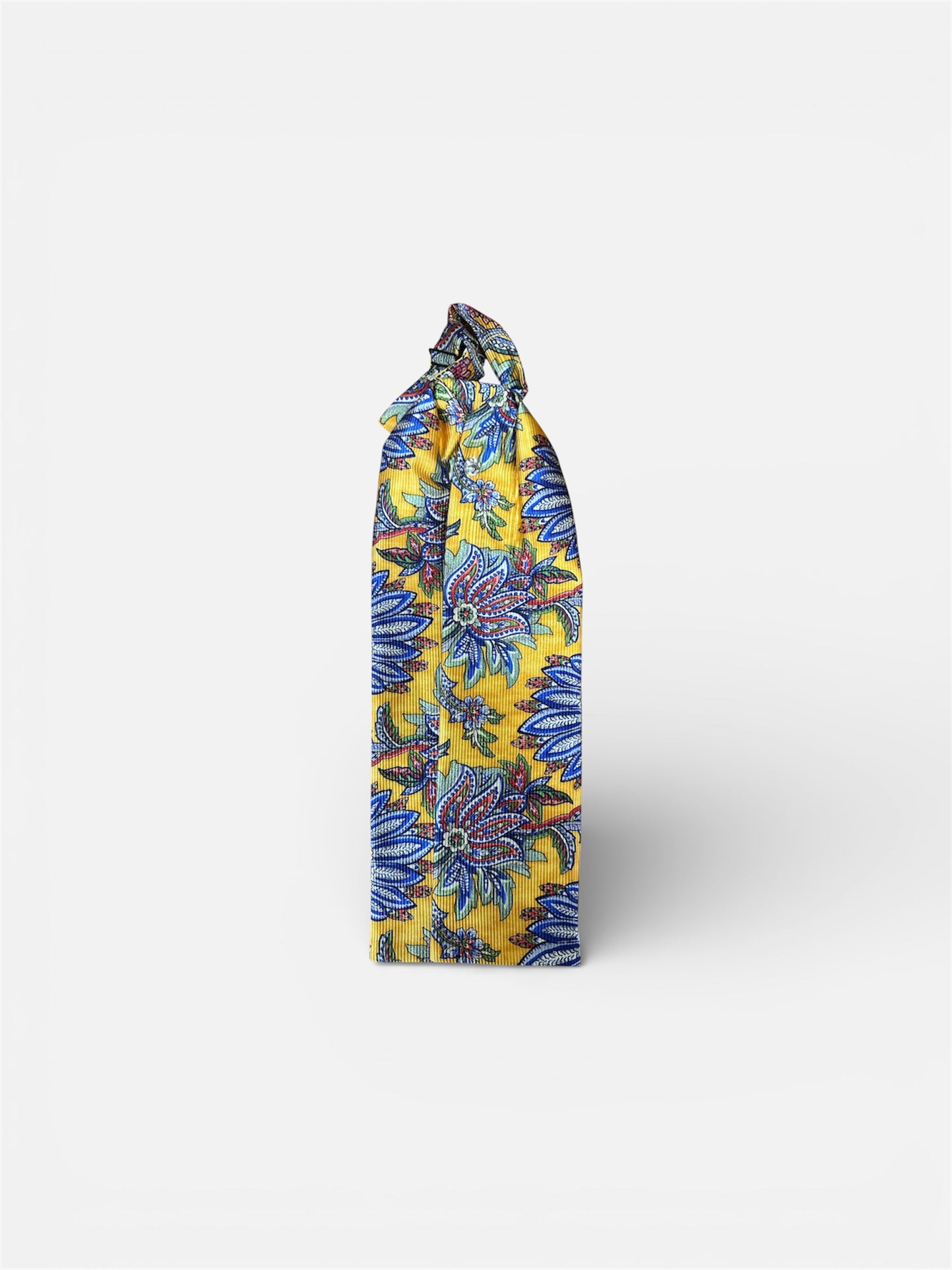 Men’s Puff Tie