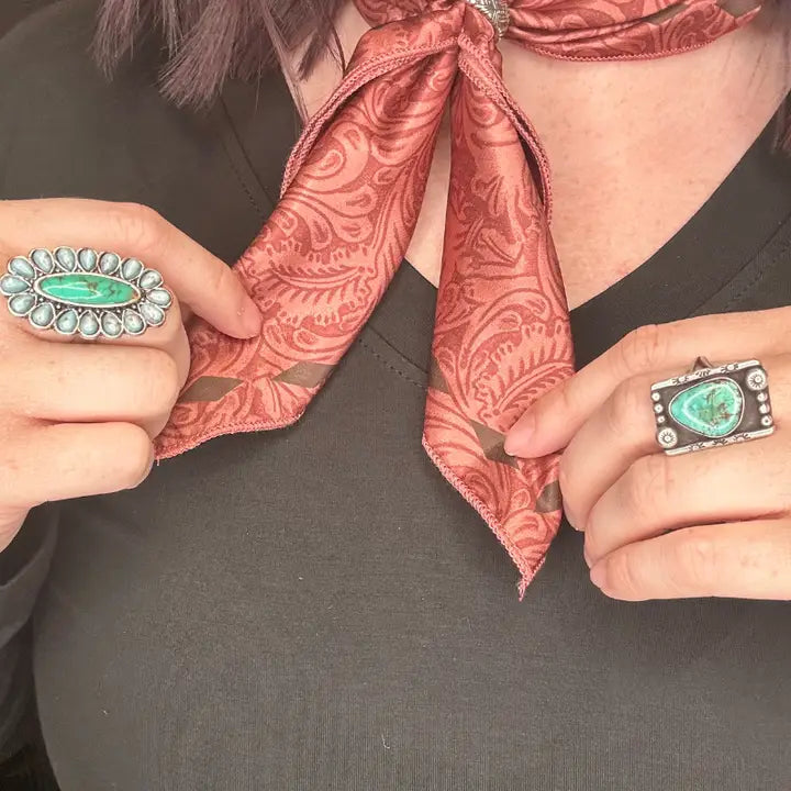 Mini Wild Rag Rust 20"