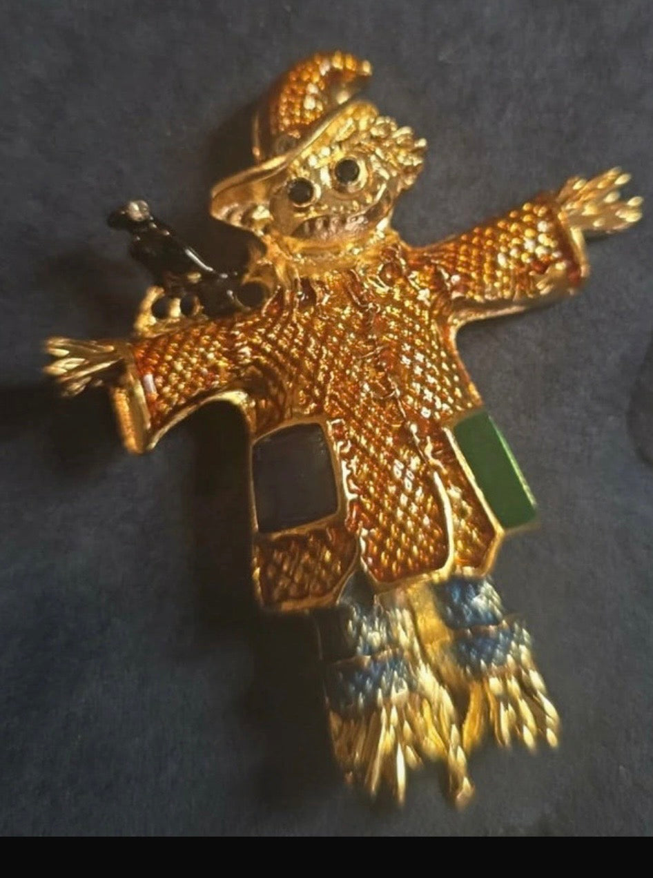 Scarecrow Brooch