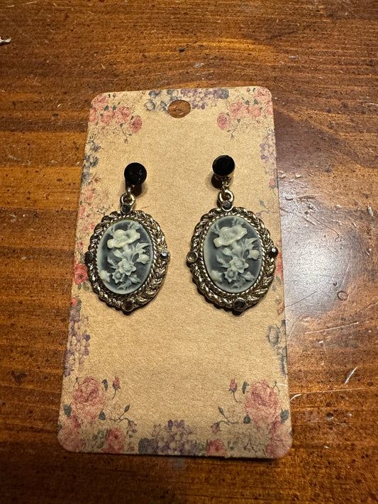 Vintage Floral Earrings